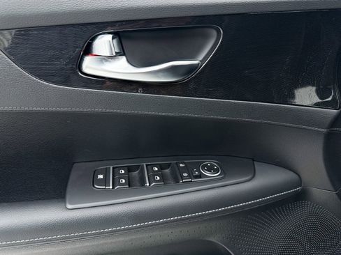 Certified 2024 Kia Forte GT-Line image 31