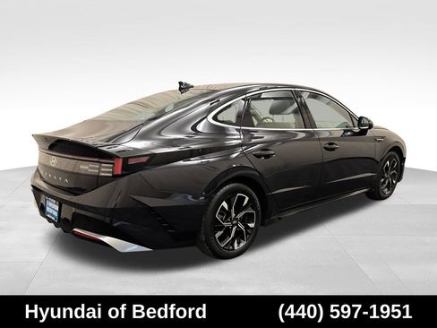Used 2024 Hyundai Sonata SEL FWD image 5