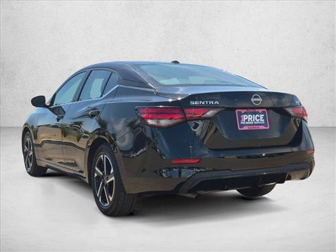 Used 2024 Nissan Sentra SV FWD image 8