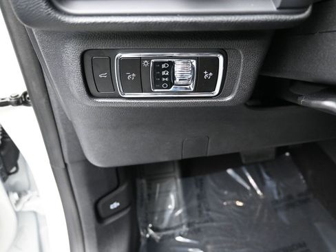 New 2026 Lincoln Corsair Premiere image 12