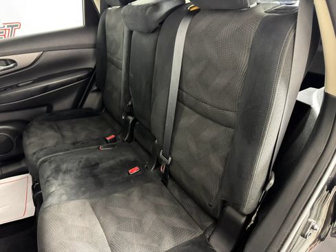 Used 2014 Nissan Rogue S AWD/4WD image 32
