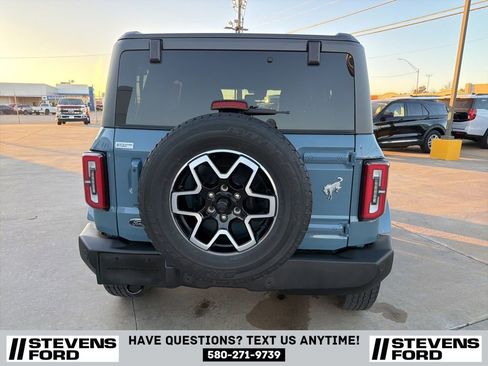 Used 2023 Ford Bronco Outer Banks image 5