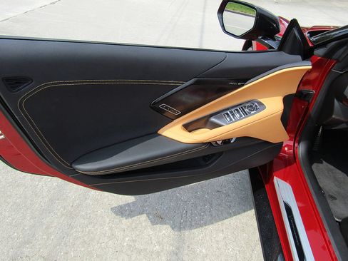 Used 2024 Chevrolet Corvette Stingray Preferred Conv w/ Stealth Interior Trim Package RWD image 11