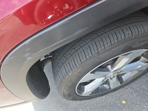 Used 2022 Jeep Grand Cherokee L Limited image 12