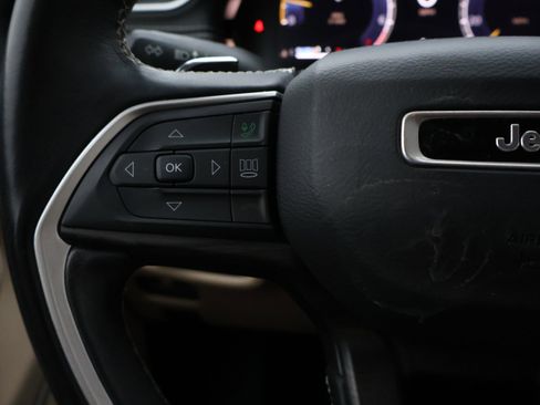 Used 2021 Jeep Grand Cherokee L Limited image 33