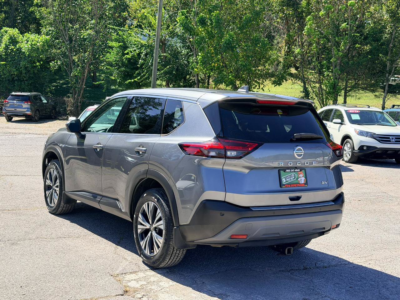 Used 2021 Nissan Rogue SV FWD image 7