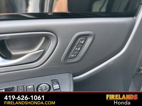 New 2025 Honda Pilot EX-L image 11