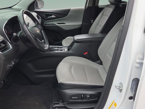 Certified 2020 Chevrolet Equinox Premier FWD image 9