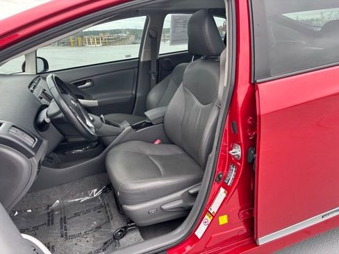 Used 2011 Toyota Prius Four w/ Solar Roof Pkg FWD image 16