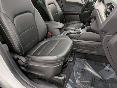 Used 2022 Ford Escape SEL w/ Technology Package image 28