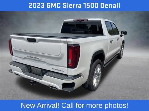 Used 2023 GMC Sierra 1500 Denali AWD/4WD image 3
