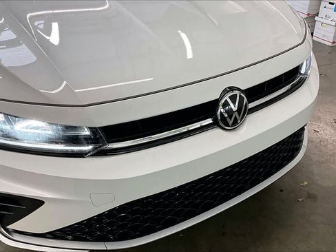 New 2026 Volkswagen Jetta SE image 31