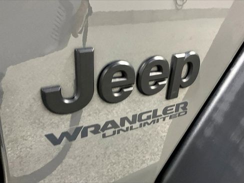 Used 2020 Jeep Wrangler Unlimited Sport image 24