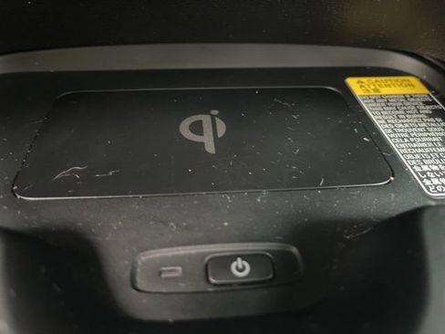 Used 2025 Toyota Corolla SE image 23