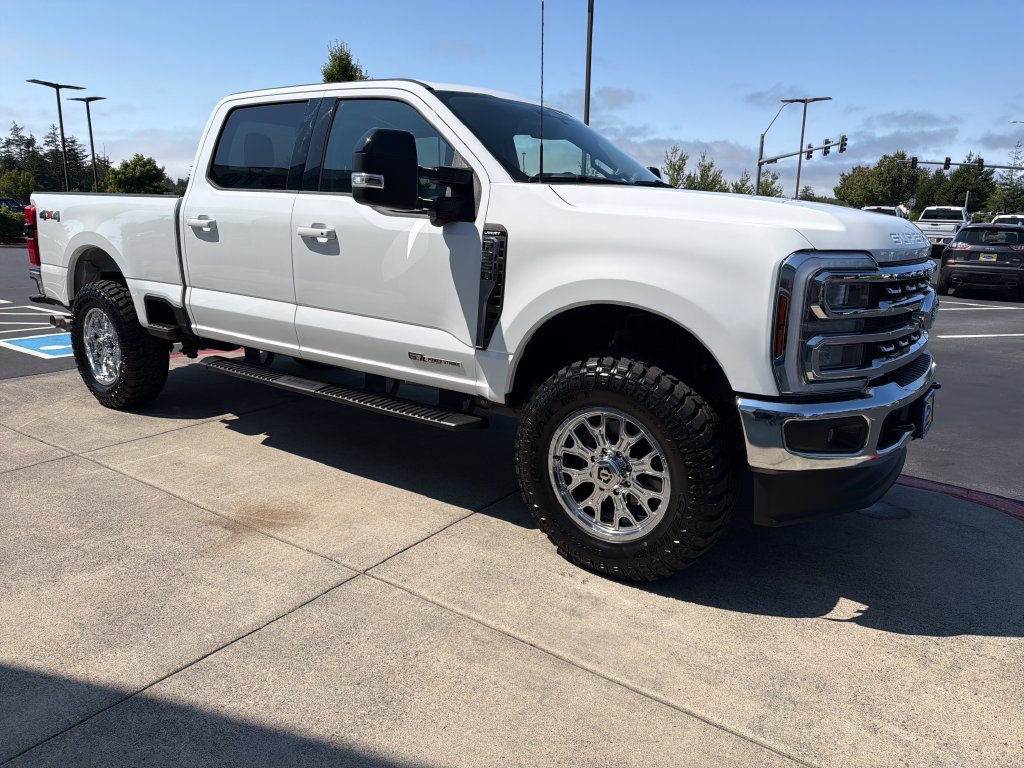 Used 2025 Ford F350 Lariat w/ Camper Package AWD/4WD image 6