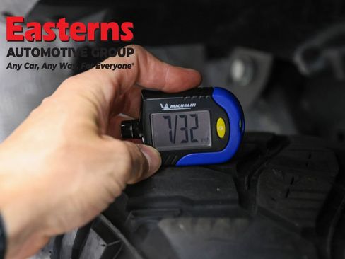 Used 2023 Jeep Wrangler Unlimited w/ Cold Weather Group AWD/4WD image 26
