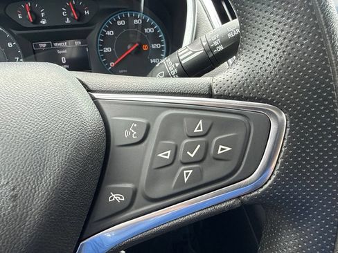 Used 2020 Chevrolet Equinox LS w/ LPO, Floor Liner Package FWD image 23