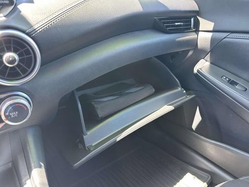 Used 2022 Nissan Sentra SV FWD image 18