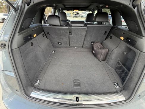 Used 2017 Audi Q5 2.0T Premium Plus w/ Technology Package image 7