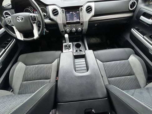 Used 2014 Toyota Tundra SR5 image 12