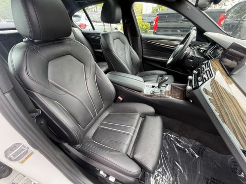 Used 2019 BMW 530i w/ Convenience Package RWD image 26
