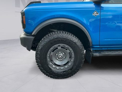 Used 2024 Ford Bronco Outer Banks AWD/4WD image 9