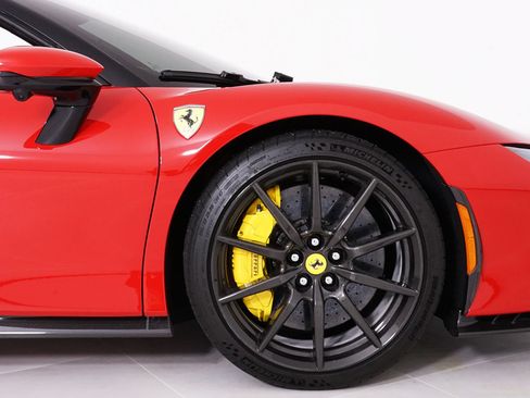 Used 2024 Ferrari SF90 Spider AWD/4WD image 19