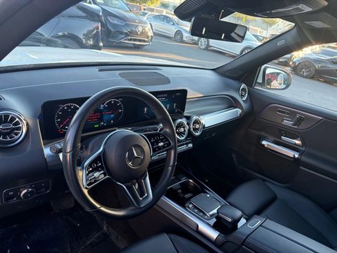 Used 2023 Mercedes-Benz EQB 250+ image 12