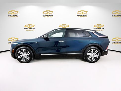 Used 2024 Cadillac Lyriq Tech AWD/4WD image 5