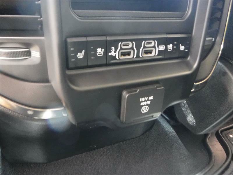 Used 2019 RAM 1500 Limited AWD/4WD image 8
