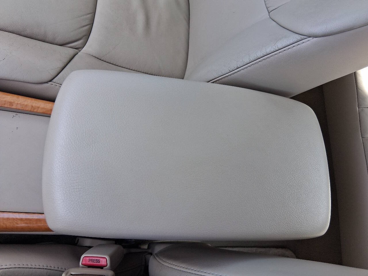 Used 2007 Toyota Avalon XLS FWD image 30