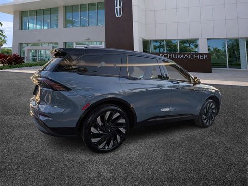 New 2025 Lincoln Nautilus Reserve w/ Jet Appearance Package image 7