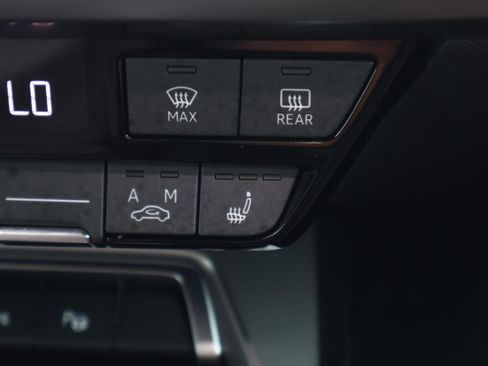 Used 2023 Chrysler 300 Touring L w/ Popular Equipment Group image 57