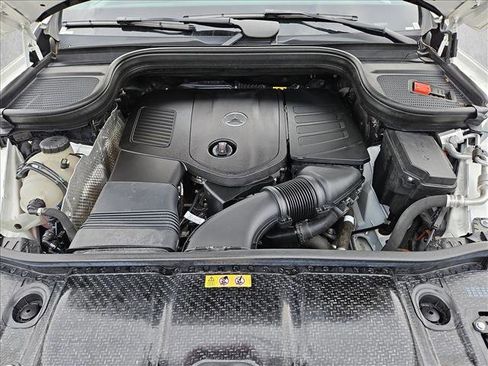 Used 2024 Mercedes-Benz GLE 350 4MATIC image 25