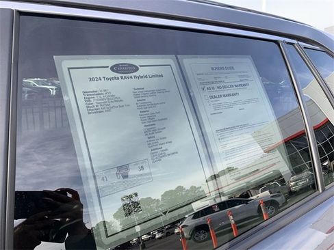 Used 2024 Toyota RAV4 Limited image 38