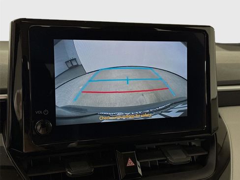 Used 2024 Toyota Corolla LE FWD image 6