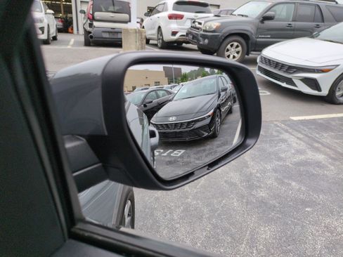 New 2026 Hyundai Venue SEL FWD image 45