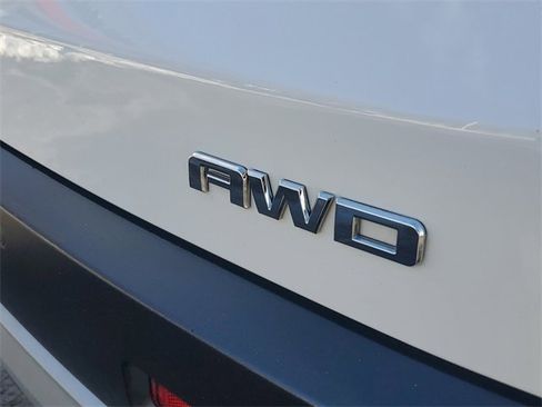 Used 2019 GMC Acadia SLT w/ LPO, Floor Liner Package image 6