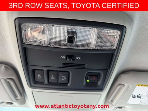 Certified 2024 Toyota 4Runner SR5 AWD/4WD image 34