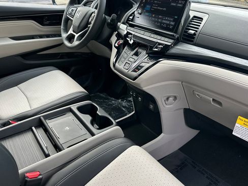 New 2026 Honda Odyssey Elite image 21
