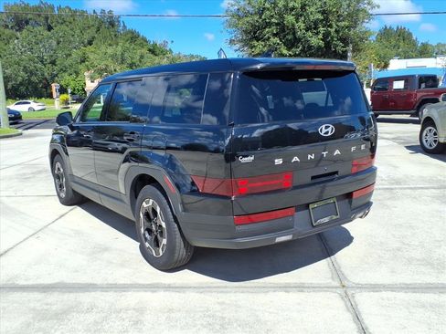 Used 2024 Hyundai Santa Fe SE image 4