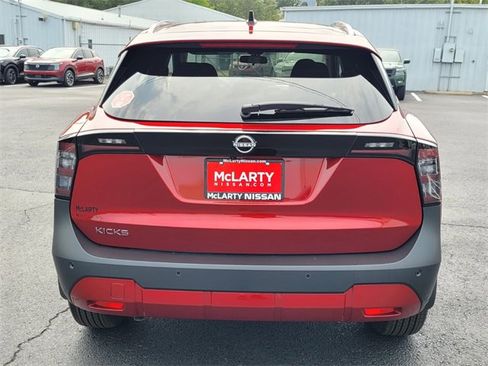 New 2026 Nissan Kicks SV image 8
