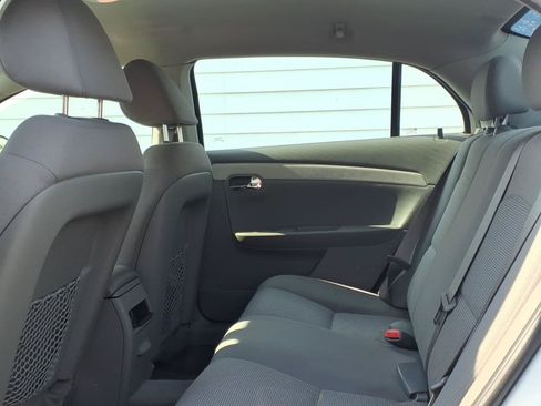 Used 2010 Chevrolet Malibu LT FWD image 8