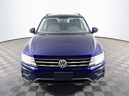 Used 2021 Volkswagen Tiguan S image 2