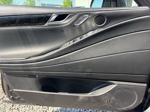 Used 2023 Genesis G80 2.5T image 12