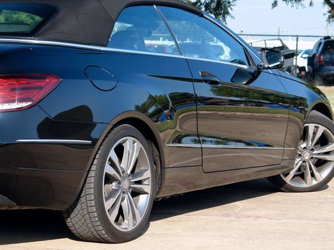 Used 2014 Mercedes-Benz E 350 Cabriolet image 30