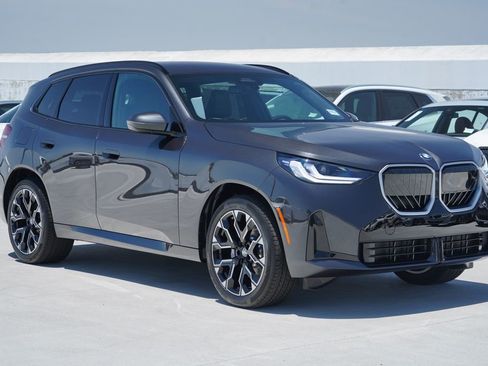 New 2026 BMW X3 xDrive30i w/ M Sport Package AWD/4WD image 3