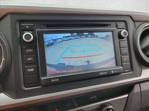 Used 2016 Toyota Tacoma SR5 w/ SR5 Appearance Package (SN) RWD image 21