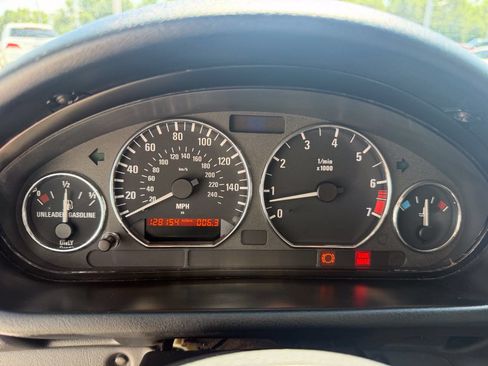 Used 2000 BMW Z3 2.5i RWD image 13