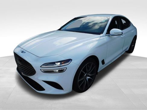 Used 2026 Genesis G70 2.5T image 3